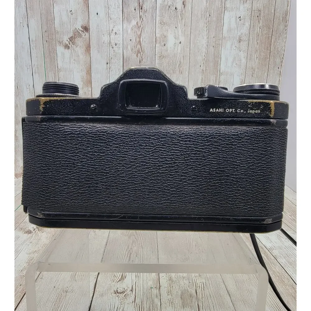 Asahi Pentax S1a Vintage Rare SLR Film Camera w/Super-Takumar 1:2 /55 Lens